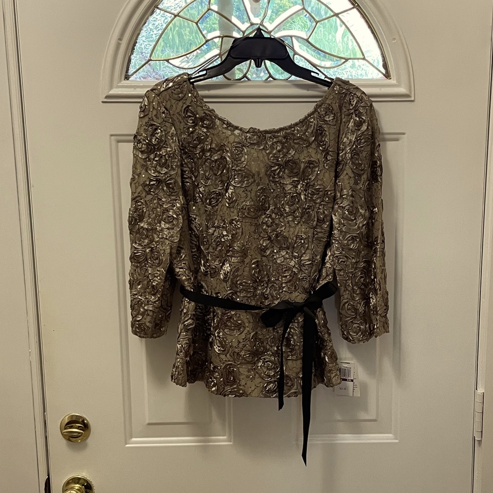 NWT dress blouse with just the right bling
